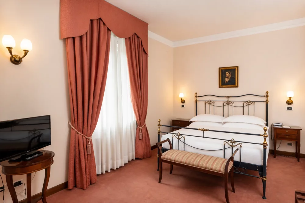 canalgrande-junior-suite.webp