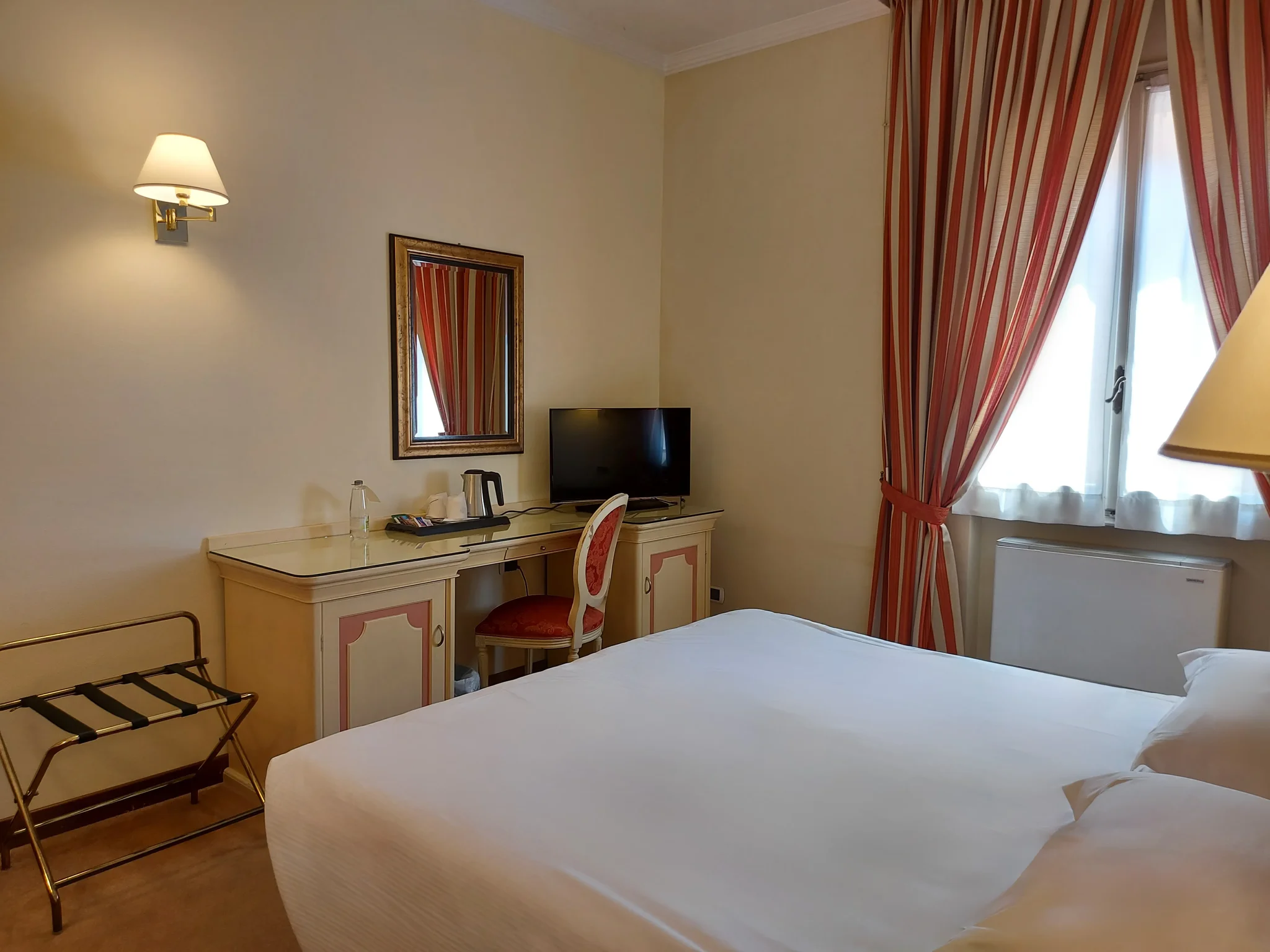 phi-hotel-canalgrande-modena-classic-1-1.webp